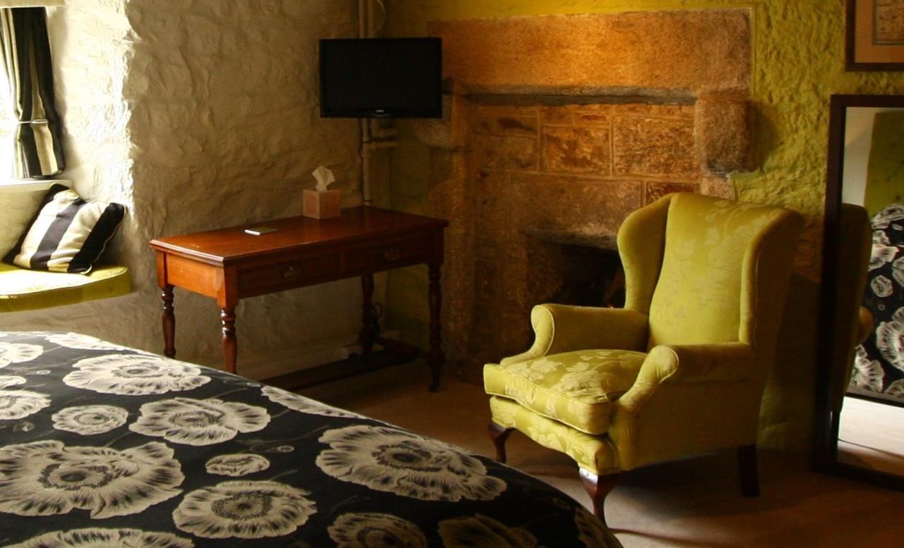 The Oxenham Arms Hotel Devon South Zeal Экстерьер фото