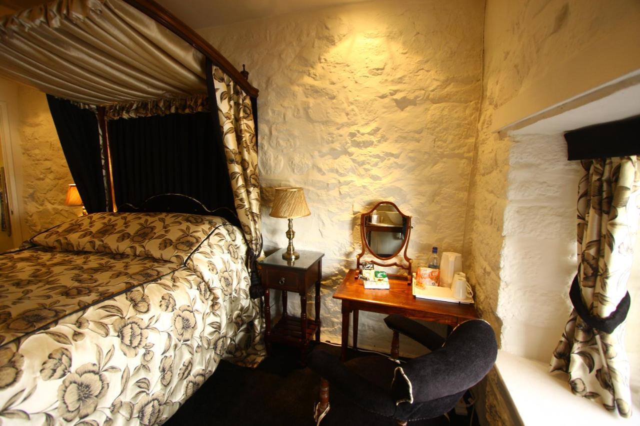 The Oxenham Arms Hotel Devon South Zeal Экстерьер фото